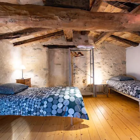 Bed & Breakfast Les Nuits Du Taris 4*