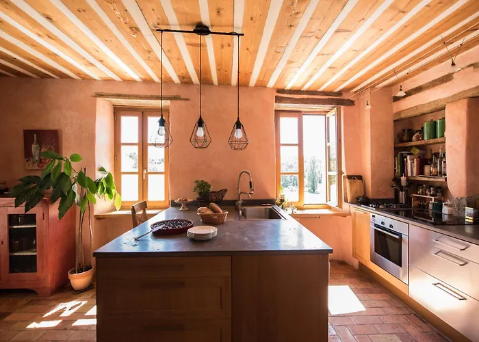 Les Nuits Du Taris Bed & Breakfast 4*