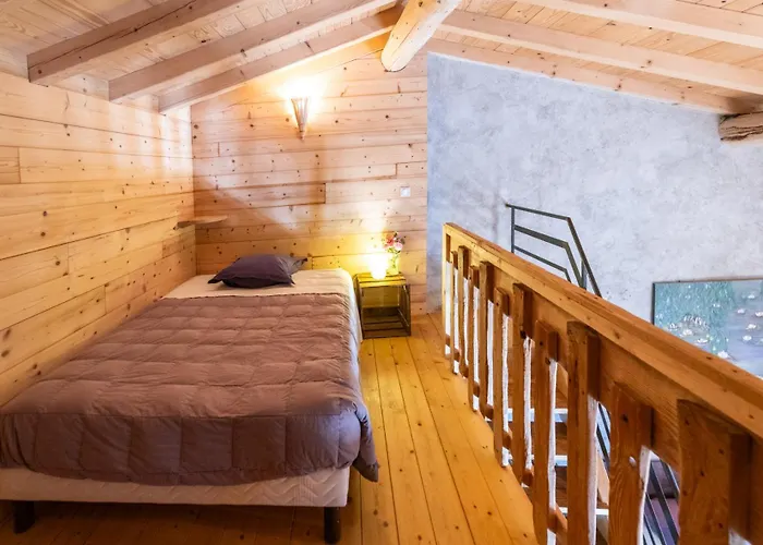 Les Nuits Du Taris Bed & Breakfast 4*